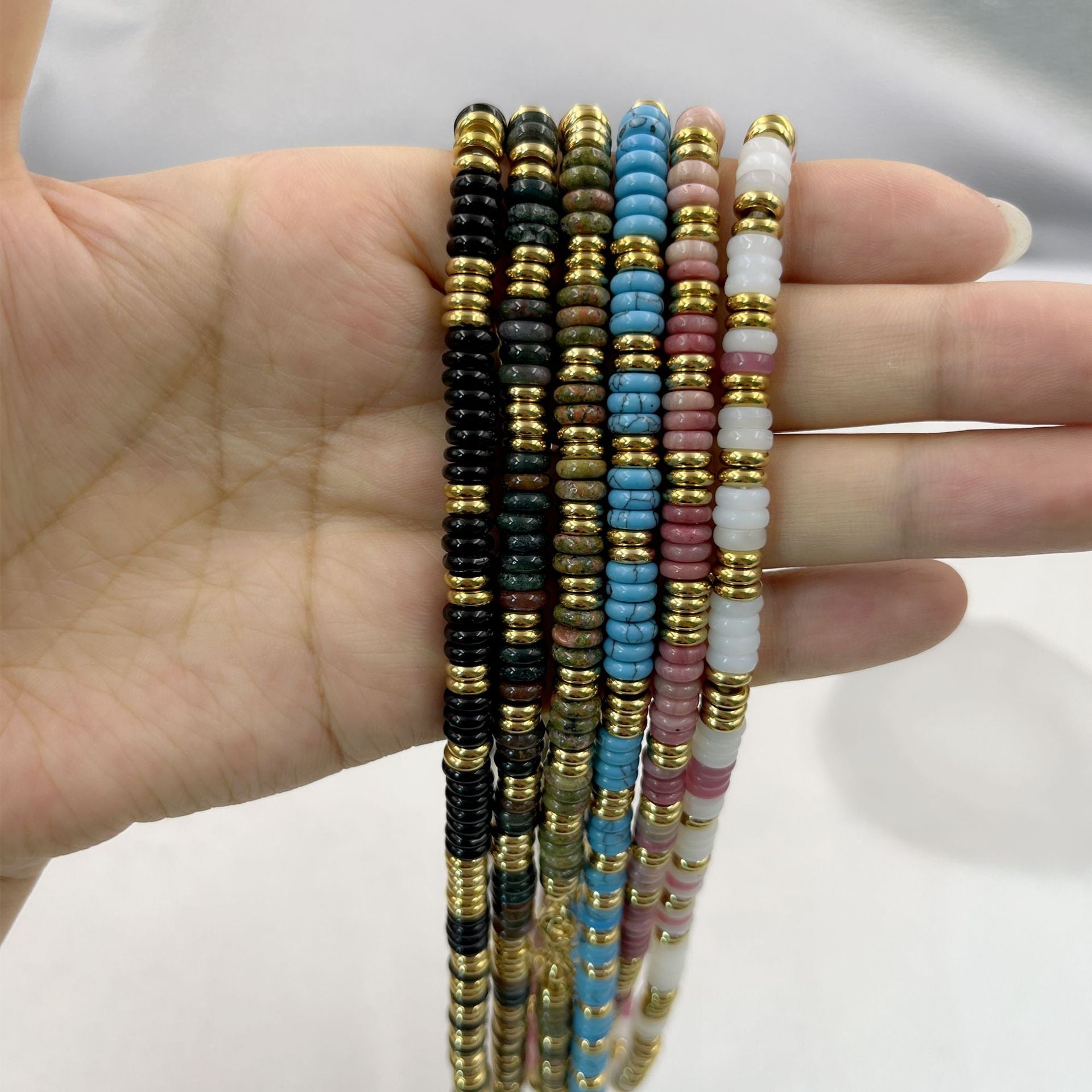 Niche natural semi-precious stone color Frisbee necklace handmade beaded vintage temperament clavicle chain high multi-color optional