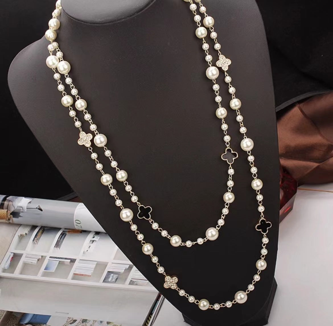 Light Luxury and High-End Multi-Layered Pearl Sweater Chain, Feminine, Simple, Long Autumn and Winter Necklace, Alloy Accessories, Jewelry