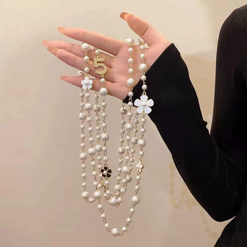 Light Luxury and High-End Multi-Layered Pearl Sweater Chain, Feminine, Simple, Long Autumn and Winter Necklace, Alloy Accessories, Jewelry