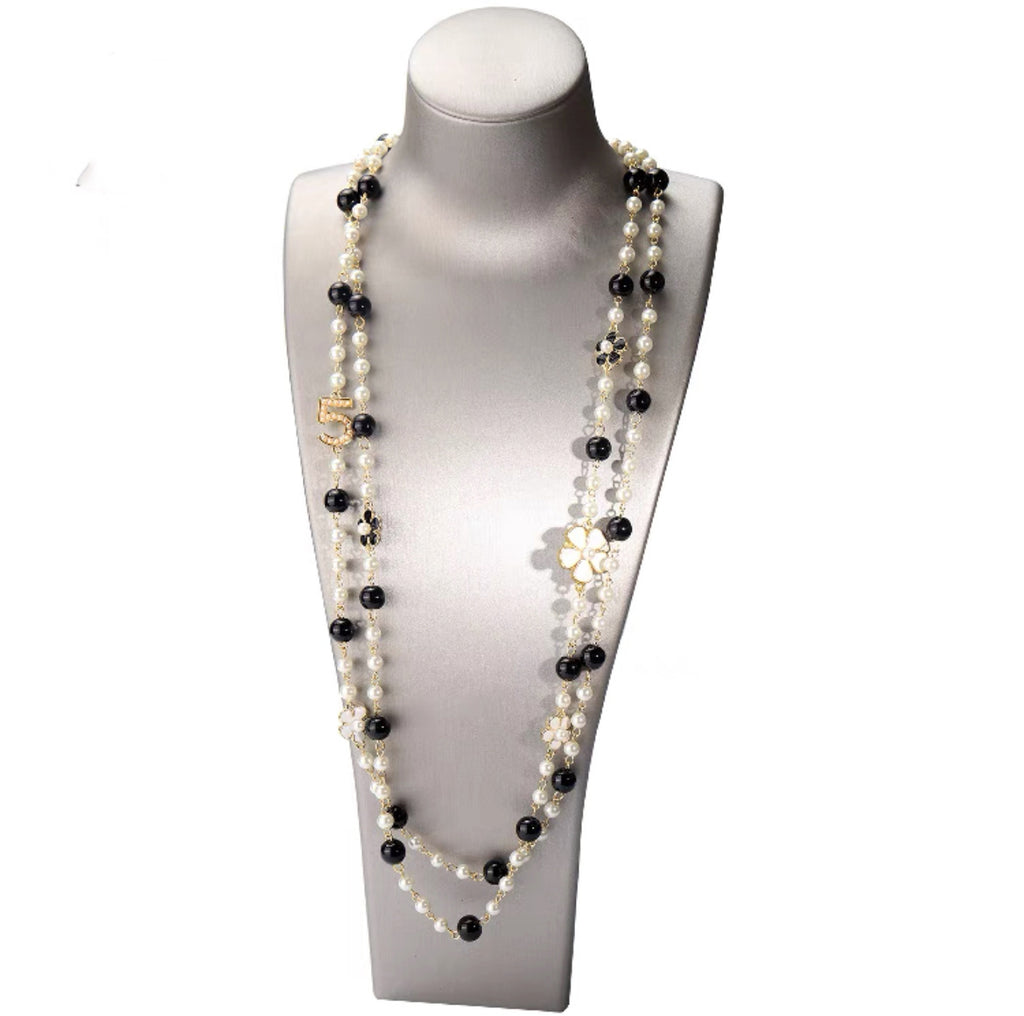 Light Luxury and High-End Multi-Layered Pearl Sweater Chain, Feminine, Simple, Long Autumn and Winter Necklace, Alloy Accessories, Jewelry