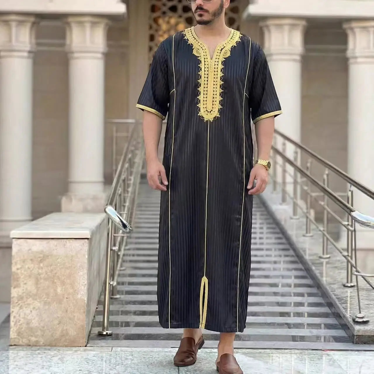 Gandoura marocaine pour hommes musulmans, thobe ample à manches courtes, broderie magnifique, vêtements traditionnels islamiques confortables pour hommes, pour les fêtes