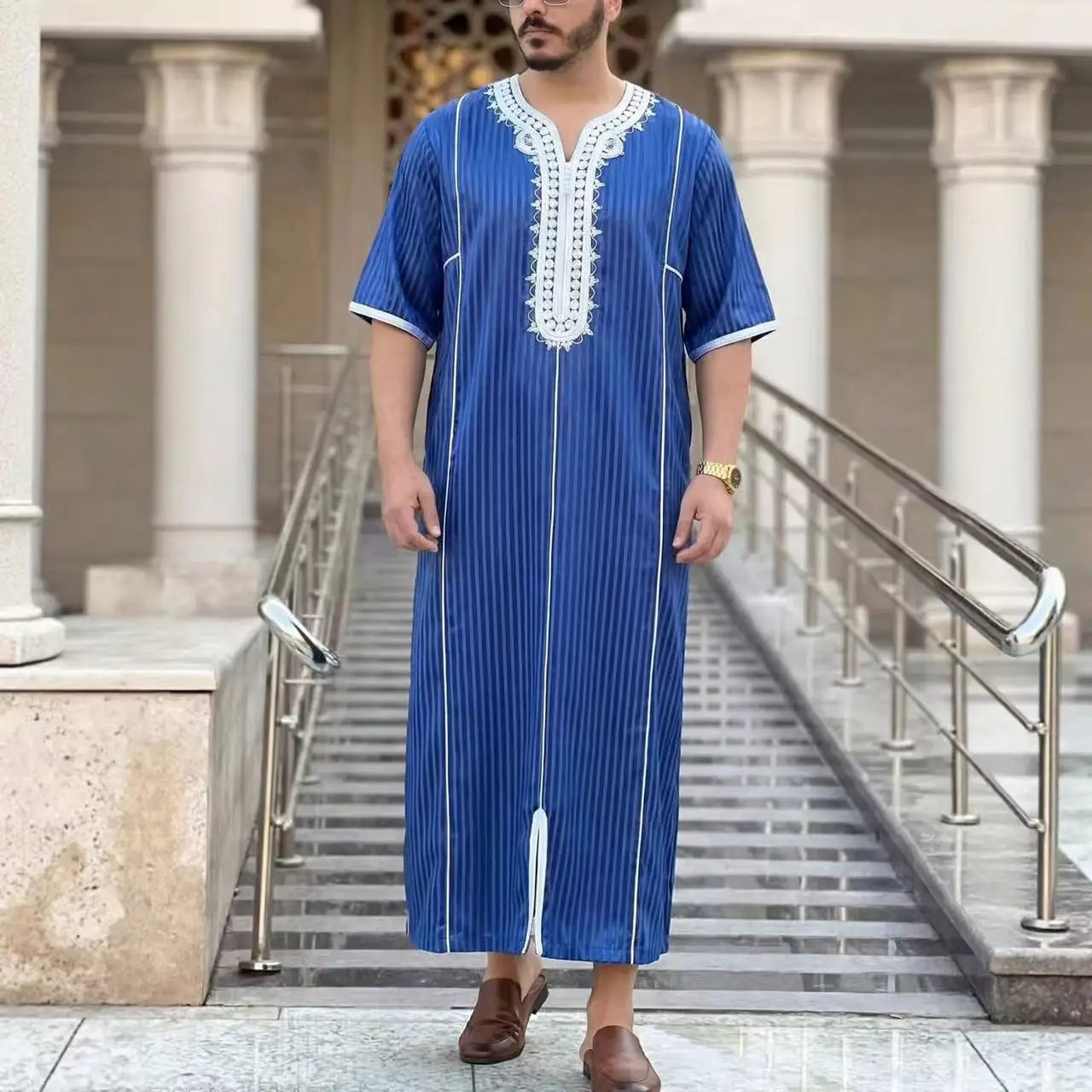 Gandoura marocaine pour hommes musulmans, thobe ample à manches courtes, broderie magnifique, vêtements traditionnels islamiques confortables pour hommes, pour les fêtes