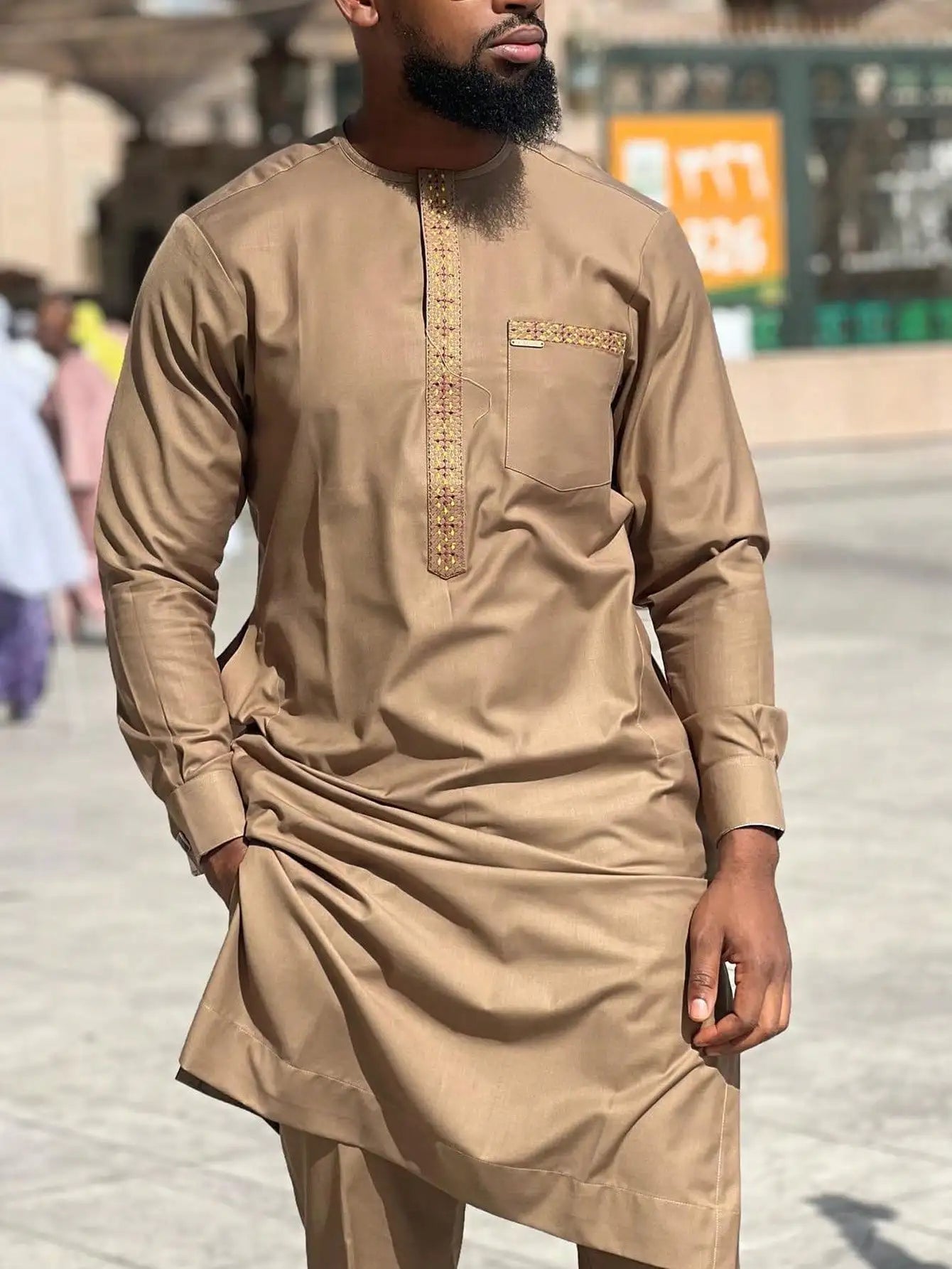 Costume traditionnel africain pour homme, chemise à manches longues de style ethnique imprimée et patchwork, pantalon décontracté, ensemble 2 pièces pour les vacances