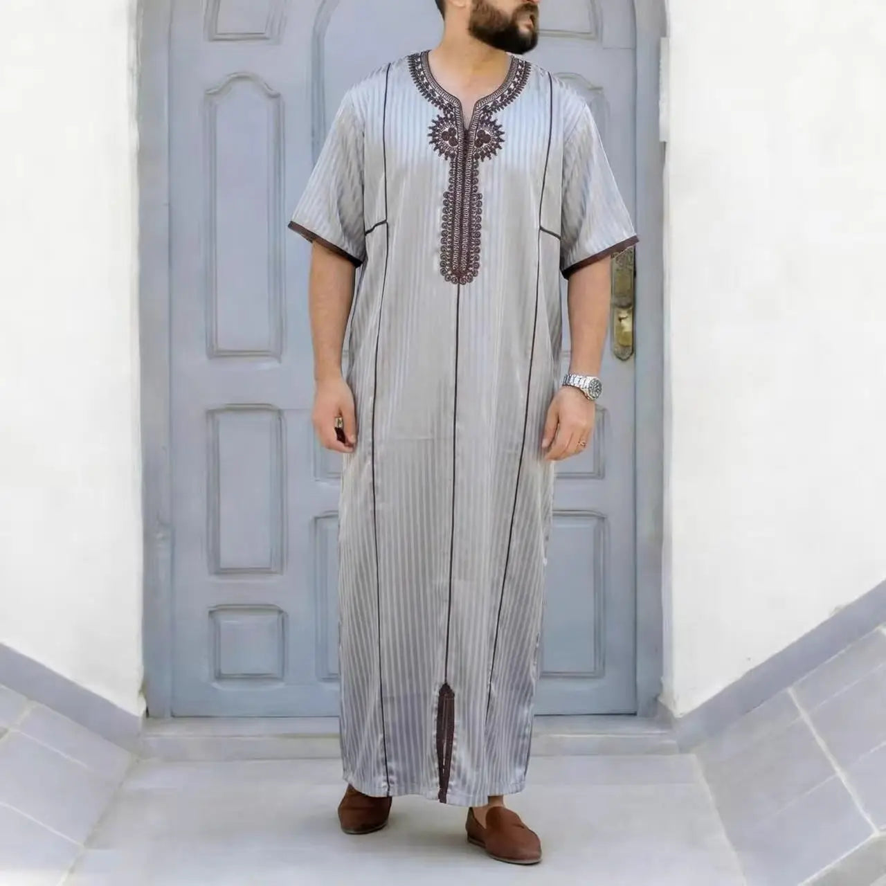 Gandoura marocaine pour hommes musulmans, thobe ample à manches courtes, broderie magnifique, vêtements traditionnels islamiques confortables pour hommes, pour les fêtes